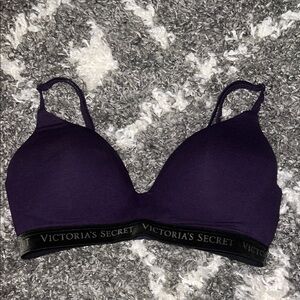 Victoria's Secret Purple T Shirt Lightly Lined Wireless Bra